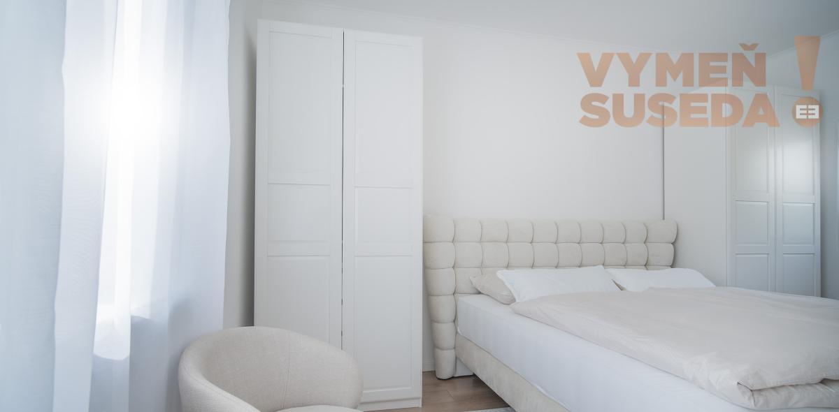 VYMEŇ SUSEDA! – PONÚKAME NA PREDAJ VÝNIMOČNÝ 3 IZB. RD RUŽINOV, PRIEVOZ S KRÁSNYM POZEMKOM 549m2