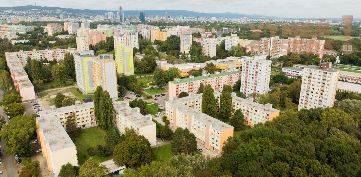 PREDANÉ!- VÝNIMOČNÝ 3 IZB. BYT S LOGGIOU, VYHĽADÁVANÁ LOKALITA, BA V, M.C. SKLODOWSKEJ ul., PETRŽALKA.