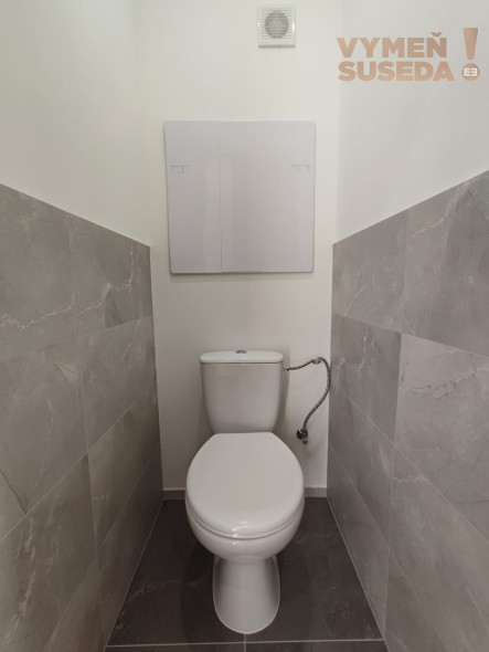 PRENAJATÉ – NA PRENÁJOM KRÁSNY 2. IZB. BYT PO KOMPLETNE REKONŠTRUKCII, MEDVEĎOVEJ UL., BA V. PETRŽALKA