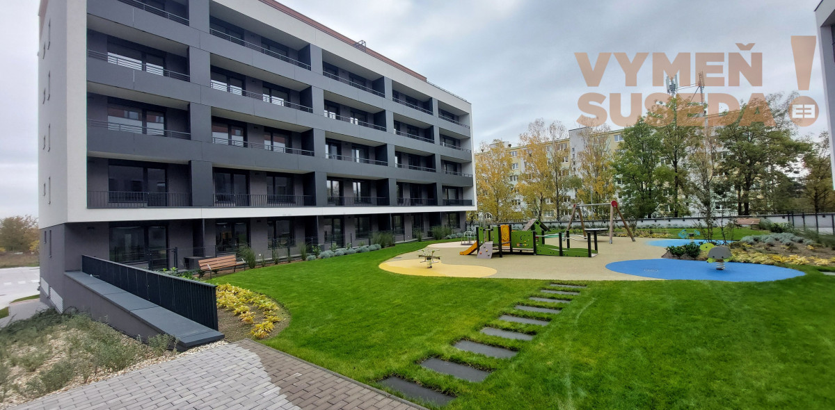 PREDANÉ! – SKOLAUDOVANÝ 2 izb. byt s PREDZÁHRADKOU v TOP lokalite, Košice – Terasa