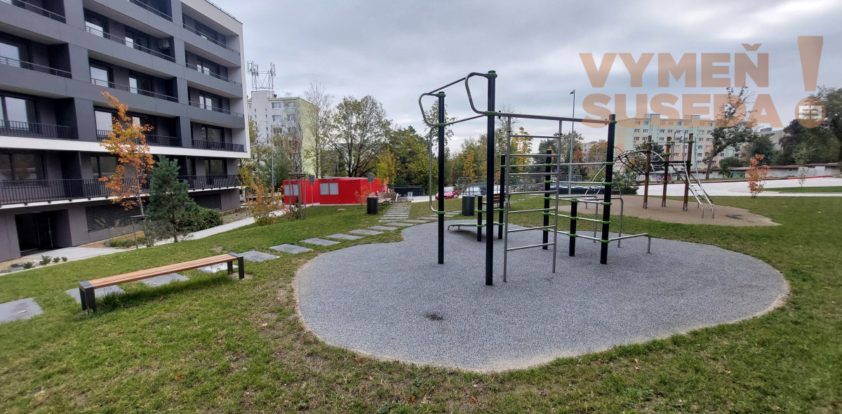 PREDANÉ! – SKOLAUDOVANÝ 2 izb. byt s PREDZÁHRADKOU v TOP lokalite, Košice – Terasa