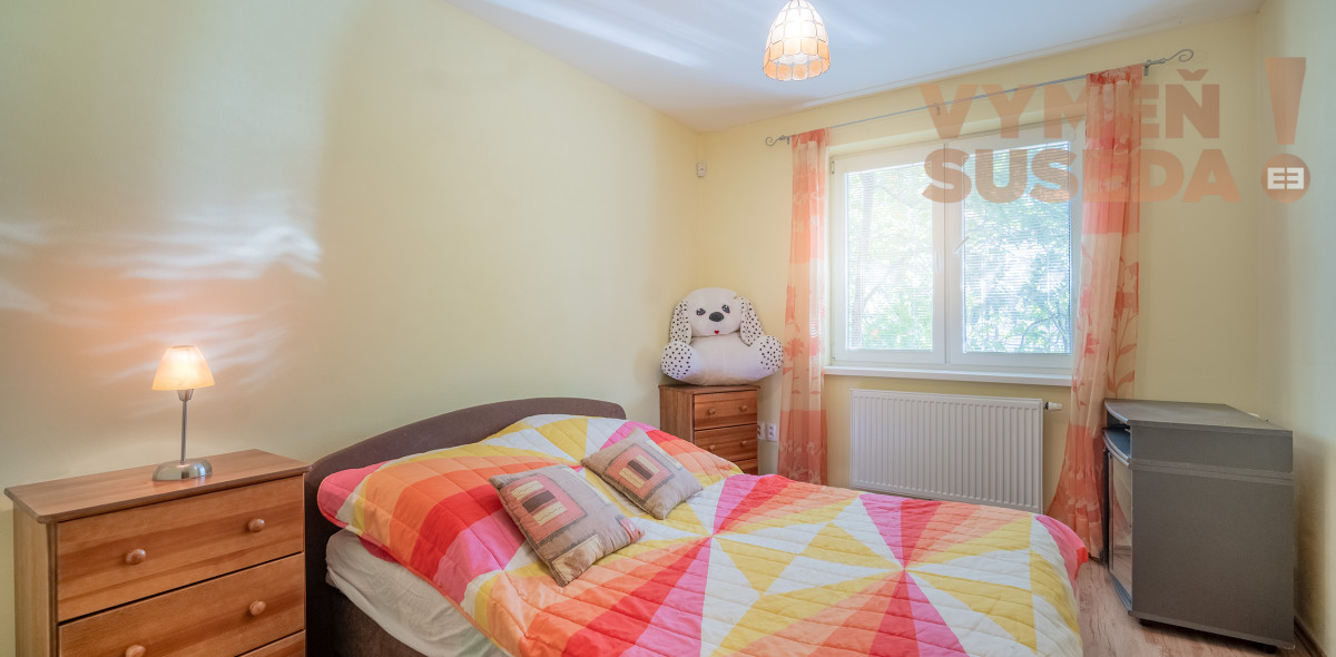 VYMEŇ SUSEDA! – 7 izb. RD s priestranným pozemkom 1414 m2 Horná Potôň