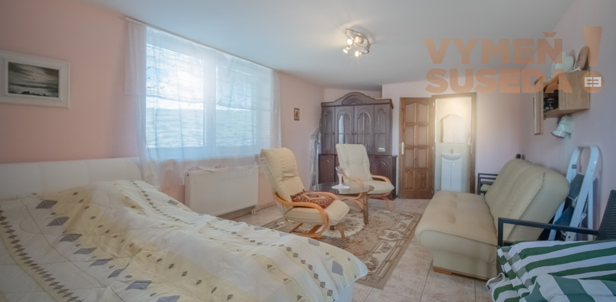 VYMEŇ SUSEDA! – 7 izb. RD s priestranným pozemkom 1414 m2 Horná Potôň