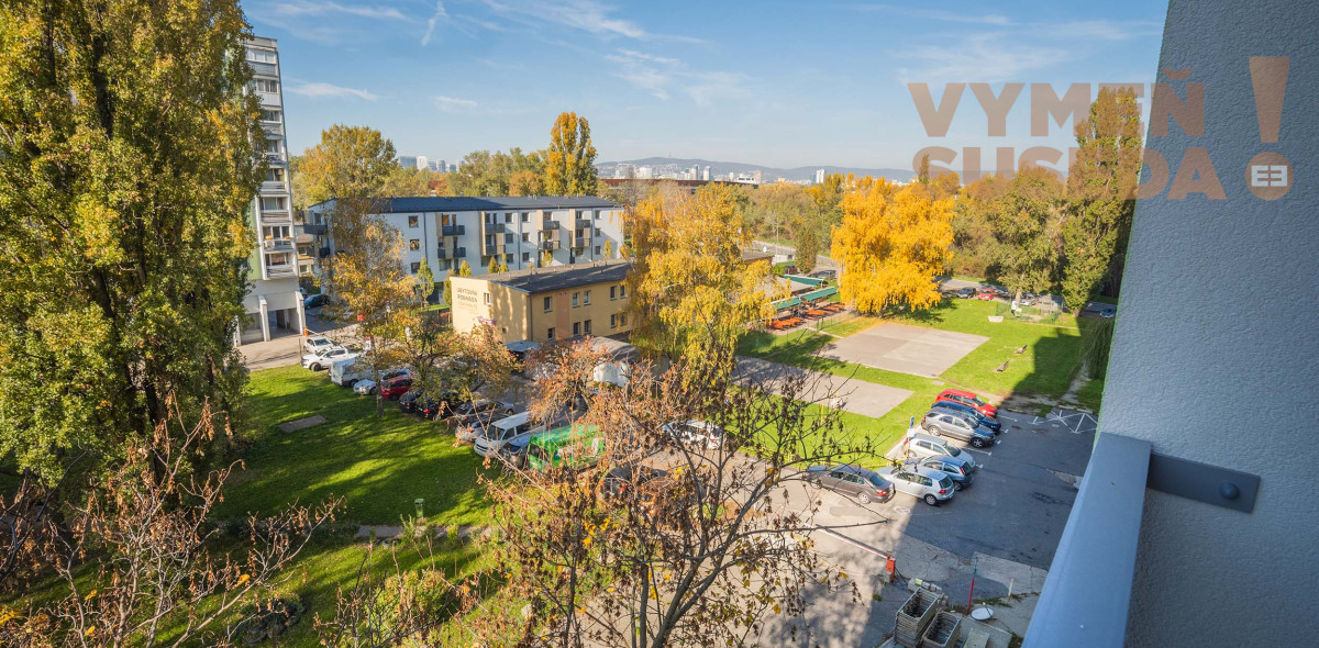 PREDANÉ! – SLNEČNÝ 2 IZBOVÝ BYT S PRIESTRANOU LOGGIOU  V RUŽINOVE, VLČIE HRDLO