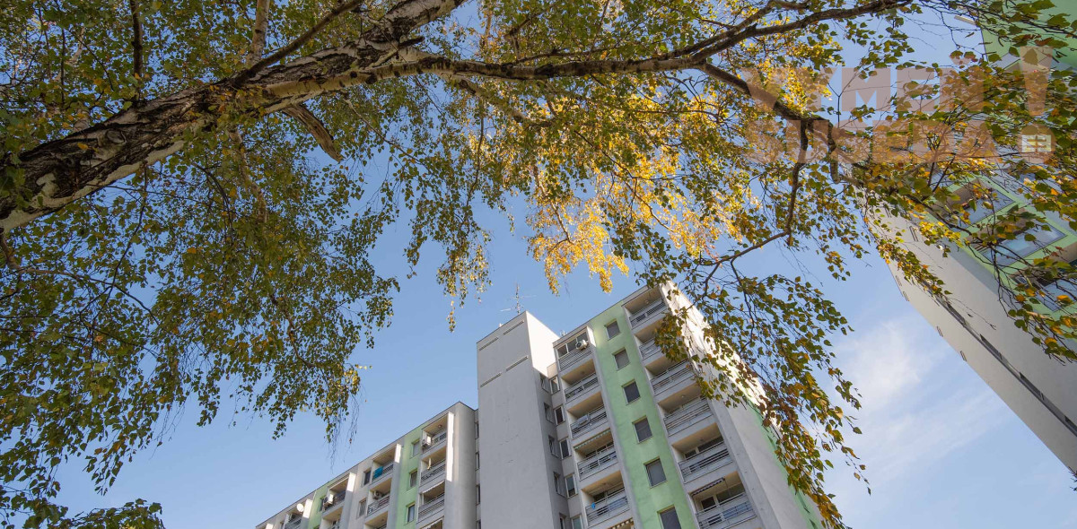 PREDANÉ! – SLNEČNÝ 2 IZBOVÝ BYT S PRIESTRANOU LOGGIOU  V RUŽINOVE, VLČIE HRDLO