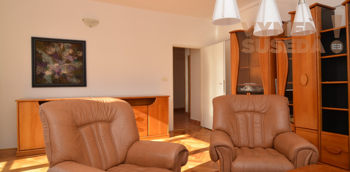 PREDANÉ! Na predaj priestranný 2 izb. byt Staré mesto