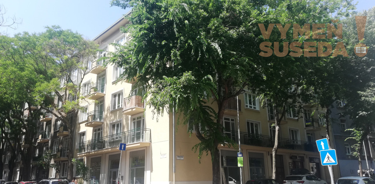 PREDANÉ! Na predaj priestranný 2 izb. byt Staré mesto