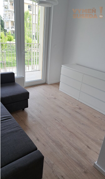 VYMEŇ SUSEDA! NA PRENÁJOM PEKNÁ GARSÓNKA, BAJKALSKÁ UL., BA III. – NOVÝ RUŽINOU ,S VLASTNÝM PARKINGOM