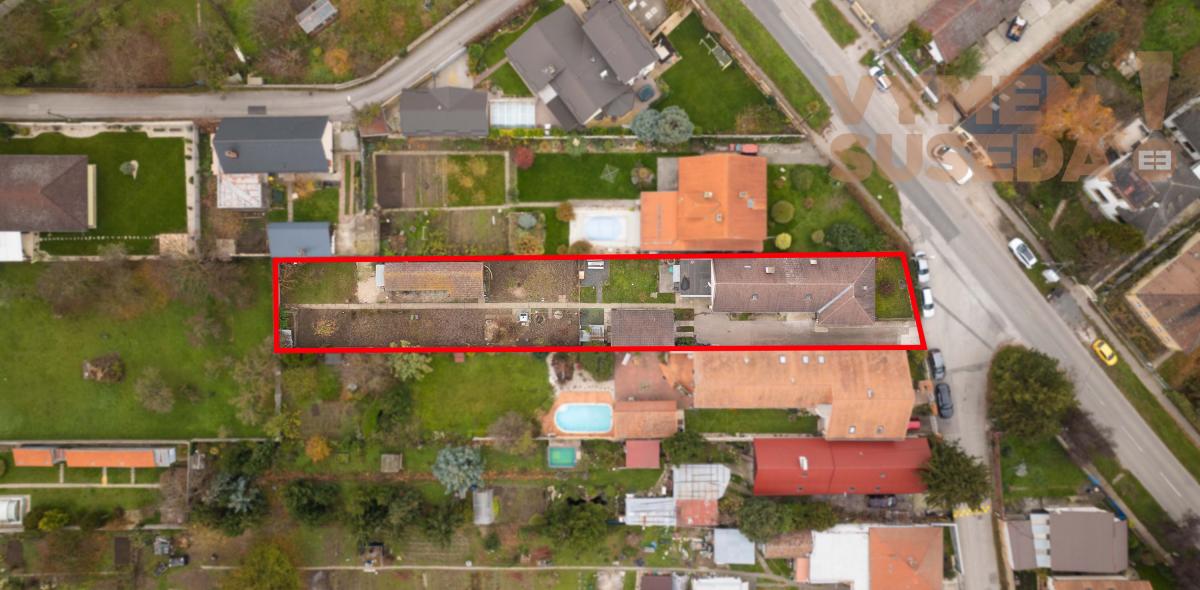 VYMEŇ SUSEDA! – PONÚKAME NA PREDAJ VÝNIMOČNÝ RODINNÝ DOM, S VEĽKÝM POZEMKOM 1235.00m2, BERNOLÁKOVO.