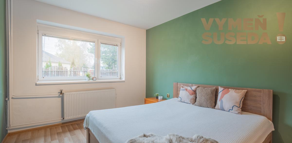 VYMEŇ SUSEDA! – PONÚKAME NA PREDAJ VÝNIMOČNÝ RODINNÝ DOM, S VEĽKÝM POZEMKOM 1235.00m2, BERNOLÁKOVO.