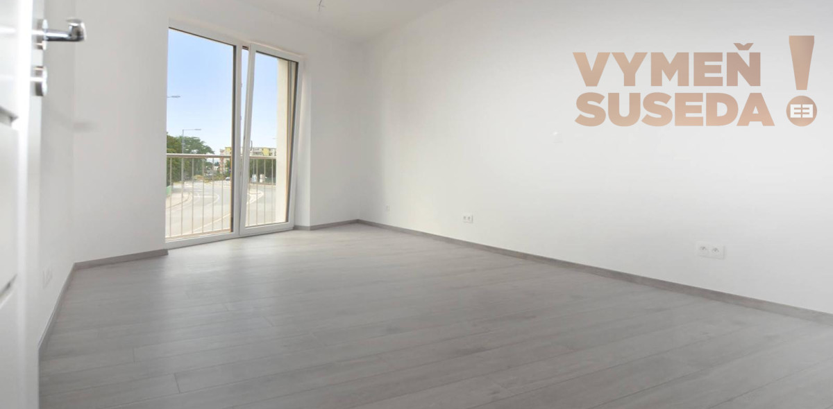 VYMEŇ SUSEDA! - 2 IZB. BYT s balkónom 67.75 m2, zariadená NOVOSTAVBA vo vysokom štandarde, kuchynská linka so spotrebičmi a klimatizácia v cene nehnuteľnosti.