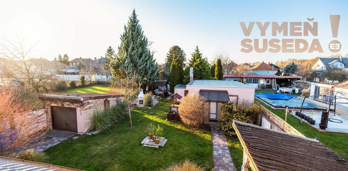 VYMEŇ SUSEDA! - Zrekonštruovaný 6 izb. dom s veľkorysým pozemkom s bazénom a garážou, Hegyeshalom
