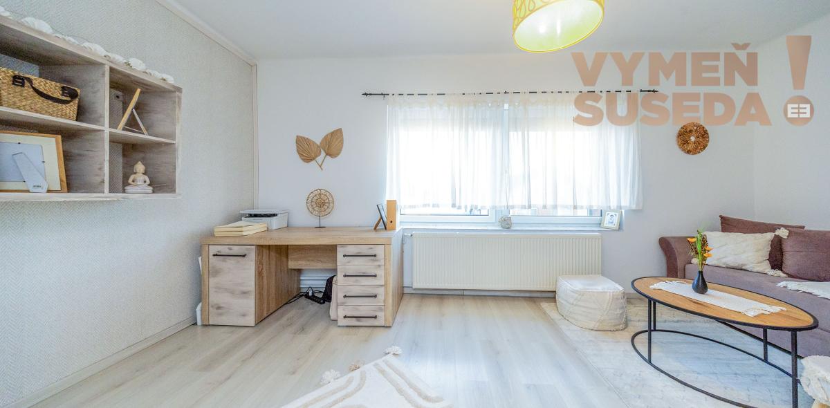 VYMEŇ SUSEDA! - Zrekonštruovaný 6 izb. dom s veľkorysým pozemkom s bazénom a garážou, Hegyeshalom