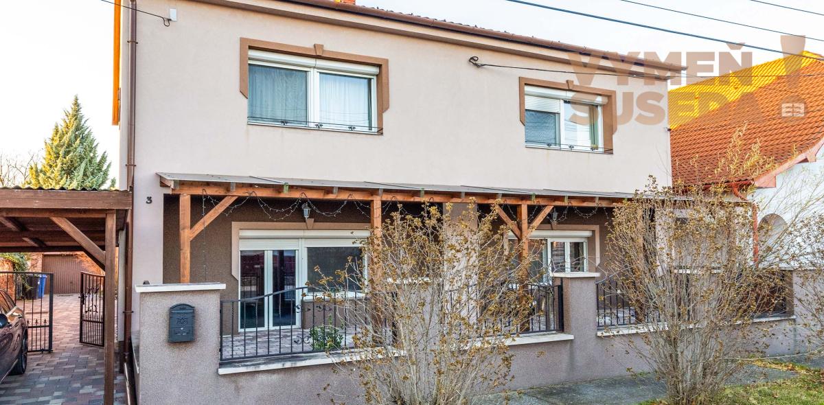 VYMEŇ SUSEDA! - Zrekonštruovaný 6 izb. dom s veľkorysým pozemkom s bazénom a garážou, Hegyeshalom