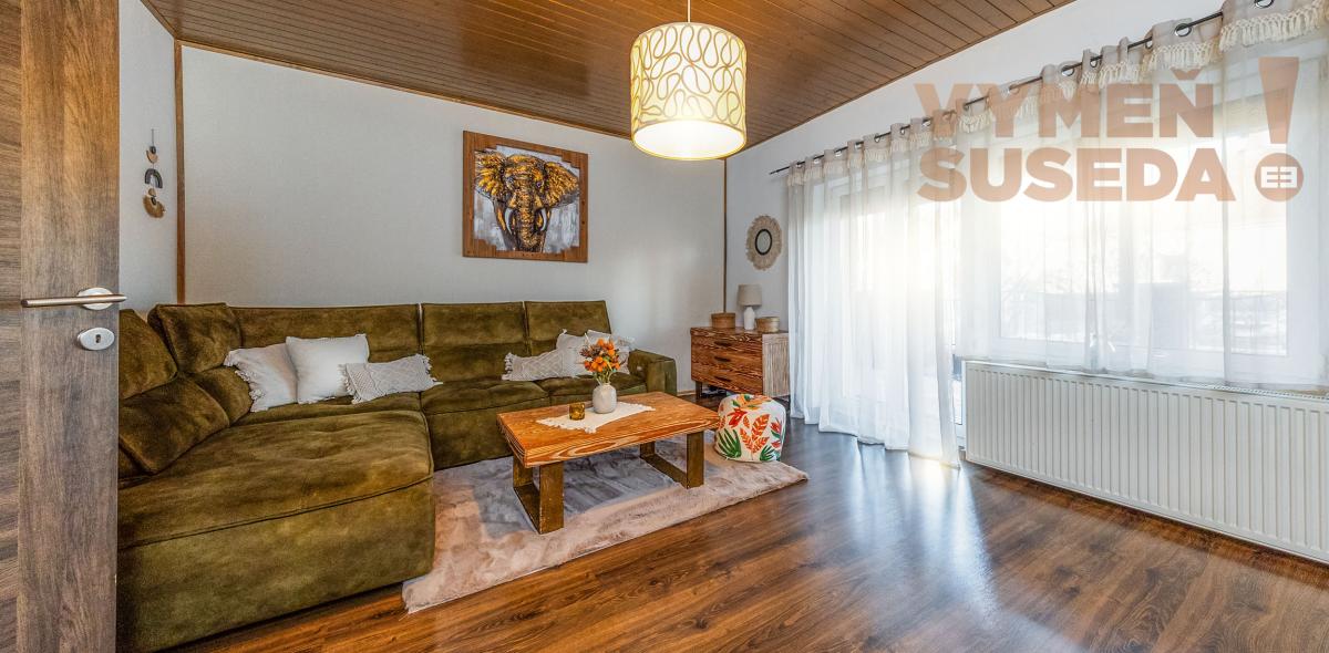 VYMEŇ SUSEDA! - Zrekonštruovaný 6 izb. dom s veľkorysým pozemkom s bazénom a garážou, Hegyeshalom