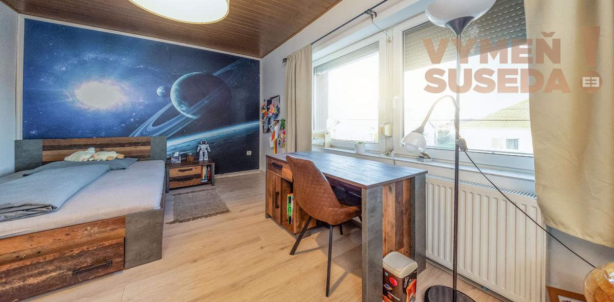 VYMEŇ SUSEDA! - Zrekonštruovaný 6 izb. dom s veľkorysým pozemkom s bazénom a garážou, Hegyeshalom