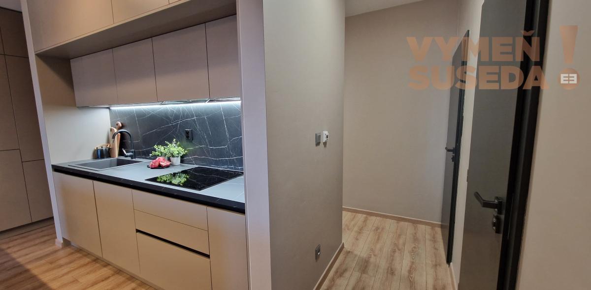 PRENAJATÉ! - PRENÁJOM 2. IZB. NADŠTANDARDNÉHO BYTU V NOVOSTAVBE, 2X PARKING, UL. SEKVOJOVÁ, MILOSLAVOV.