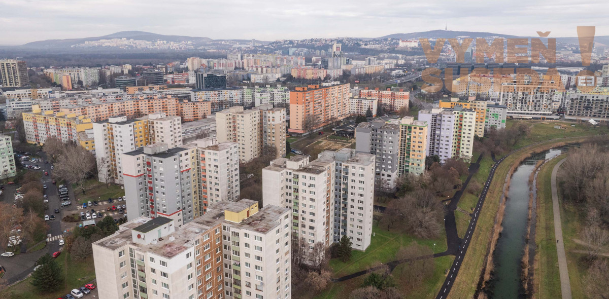 PREDANÉ! - VÝNIMOČNÝ 3 IZB. BYT S LOGGIOU, VYHĽADÁVANÁ LOKALITA, BA V, ŠEVČENKOVÁ ul., PETRŽALKA.