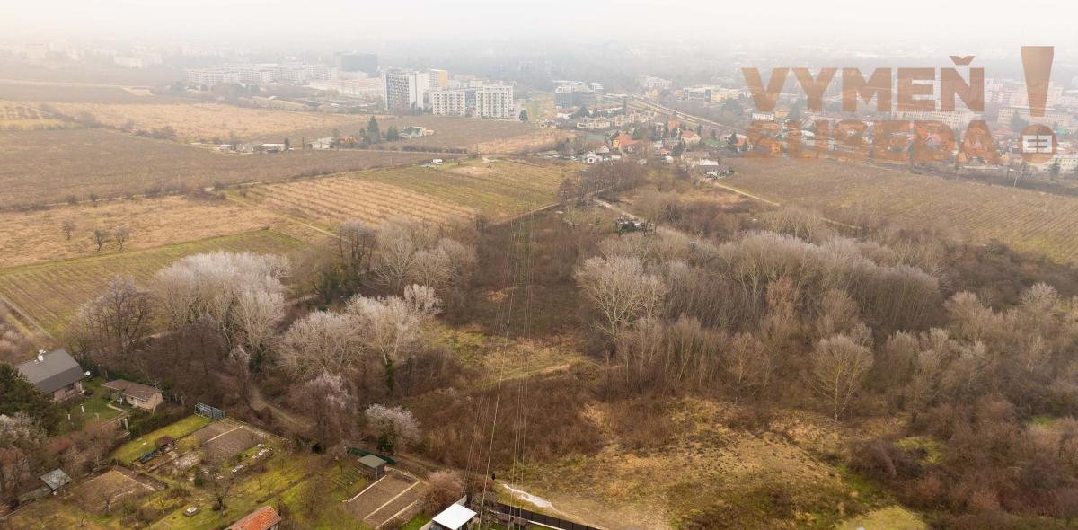 VYMEŇ SUSEDA! - VÝNIMOČNÝ POZEMOK BRATISLAVA III – NOVÉ MESTO, VINOHRADY – KOZIARKA 1502.00m2.