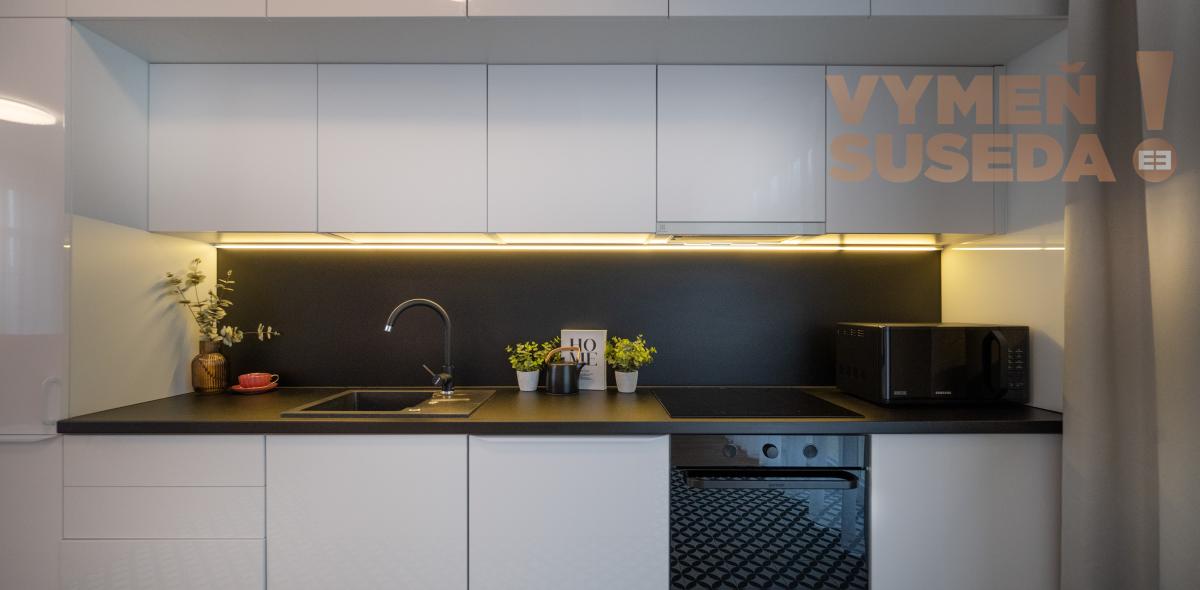 VYMEŇ SUSEDA! – 3 spálňový luxusný apartmán s terasou 163m2 v komplexe OPERA, Turčianske Teplice.