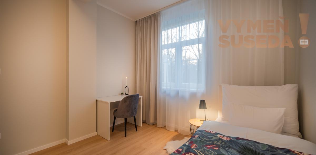 VYMEŇ SUSEDA! – 3 spálňový luxusný apartmán s terasou 163m2 v komplexe OPERA, Turčianske Teplice.