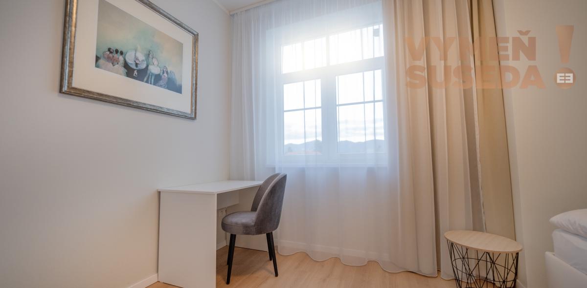 VYMEŇ SUSEDA! – 3 spálňový luxusný apartmán s terasou 163m2 v komplexe OPERA, Turčianske Teplice.