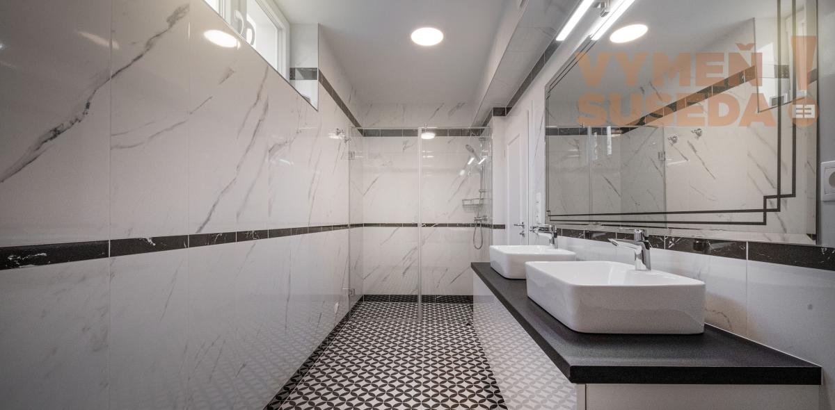 VYMEŇ SUSEDA! – 3 spálňový luxusný apartmán s terasou 163m2 v komplexe OPERA, Turčianske Teplice.