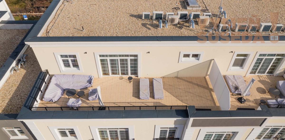 VYMEŇ SUSEDA! – 3 spálňový luxusný apartmán s terasou 163m2 v komplexe OPERA, Turčianske Teplice.