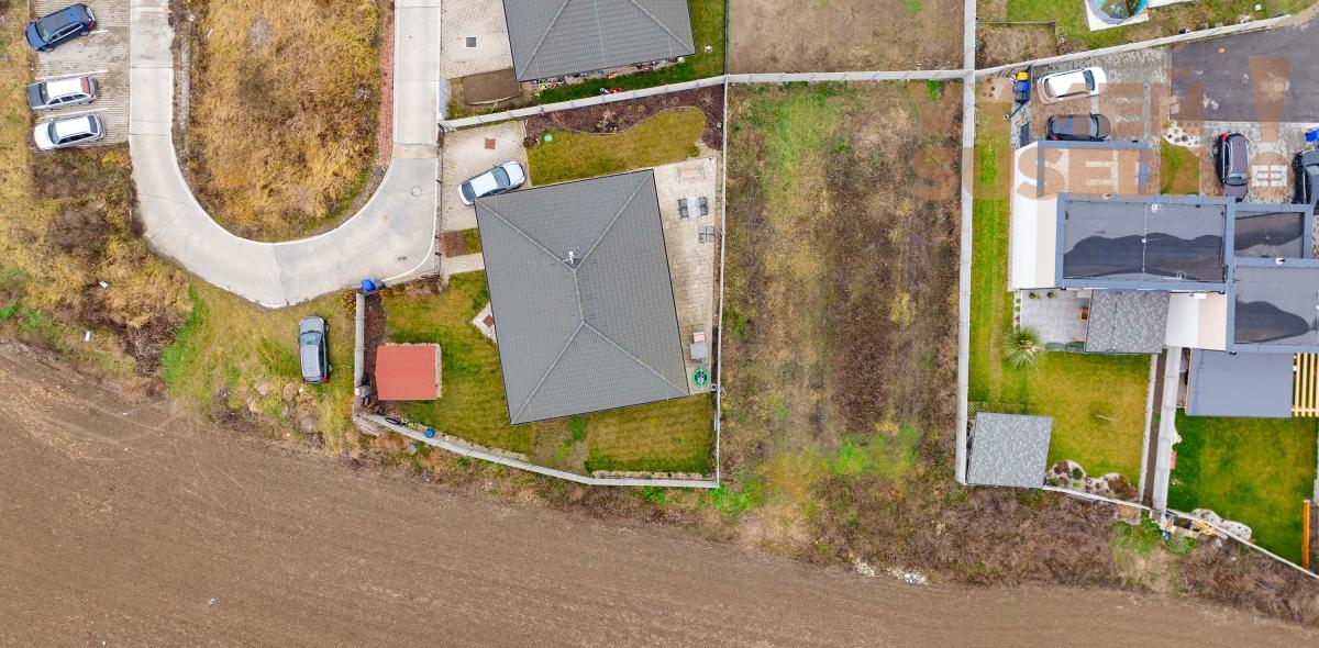 VYMEŇ SUSEDA! – VÝNIMOČNÝ 4 IZB. RODINNÝ DOM, obec HAMULIAKOVO