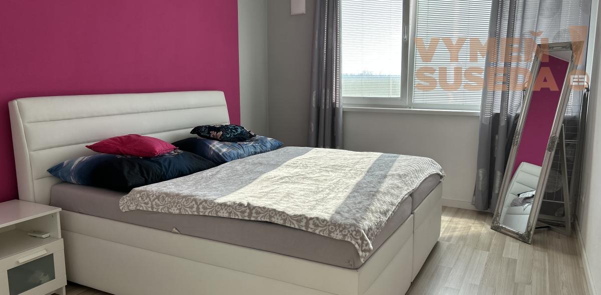 VYMEŇ SUSEDA! - Prenájom 2 izb. slnečného bytu s balkónom, parkingom a pivničnou kobkou.