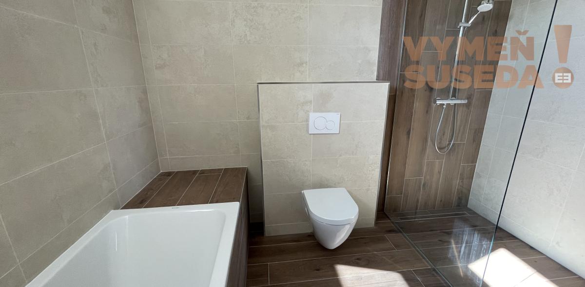 VYMEŇ SUSEDA! - Výnimočný 4-izbový byt v krásnej tichej lokalite Šamorína – predzáhradka a moderný koncept, posledný byt voľný