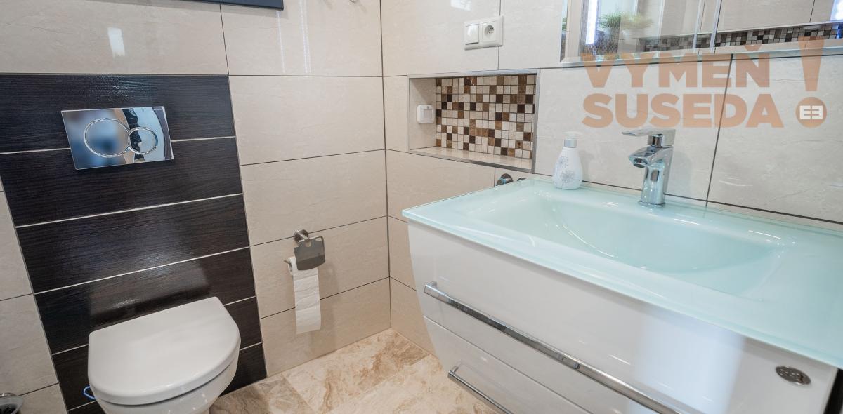 ESTATE INVEST - Luxusné školiace a rekondičné stredisko pre vrcholový manažment v lokalite Senecké jazerá.