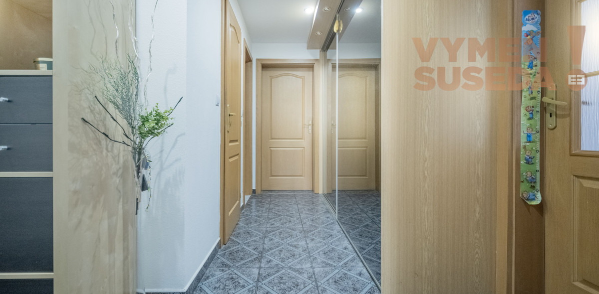 VYMEŇ SUSEDA! - VÝNIMOČNÝ VELKOMETRÁŽNY 3 IZB. BYT S DVOMA TERASAMI 131.00 m2 VYHĽADÁVANÁ LOKALITA, BA IV, DÚBRAVKA.