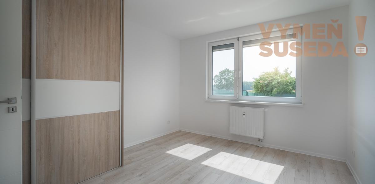 PREDANÉ! – VÝNIMOČNÝ 3 IZB. BYT 94.36m2 , NOVOSTAVBA S PREDZÁHRADKOU 150.00m2, OPOJ, TT.