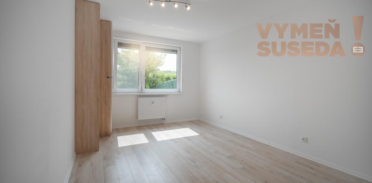 PREDANÉ! – VÝNIMOČNÝ 3 IZB. BYT 94.36m2 , NOVOSTAVBA S PREDZÁHRADKOU 150.00m2, OPOJ, TT.