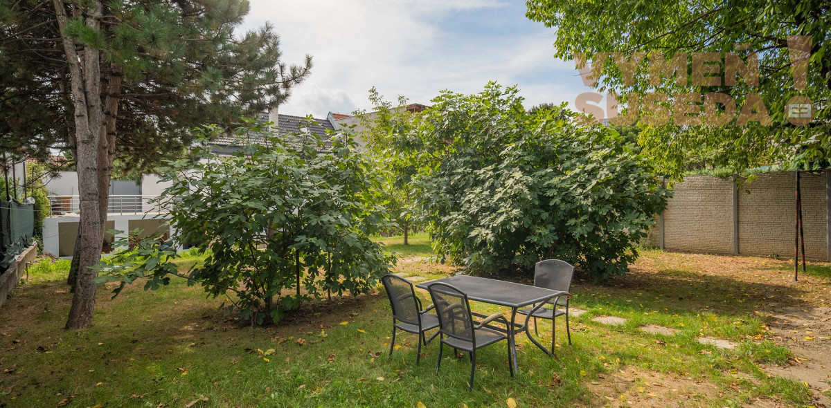 VYMEŇ SUSEDA! – PONÚKAME NA PREDAJ VÝNIMOČNÝ RD - RUŽINOV / PRIEVOZ S KRÁSNYM POZEMKOM 549m2