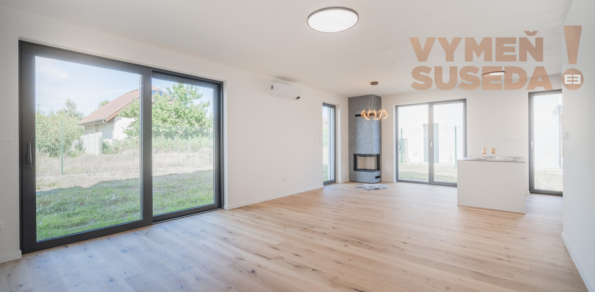 REZERVOVANÉ! - VÝNIMOČNÝ 4 IZBOVÝ PRIESTRANNÝ RD - ČUNOVO - SKOLAUDOVANÁ NOVOSTAVBA.