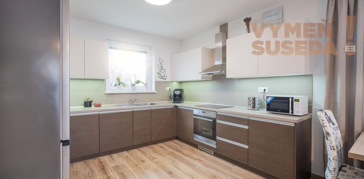 VYMEŇ SUSEDA! – VÝNIMOČNÝ 4 IZB. RODINNÝ DOM S VEĽKÝM POZEMKOM, obec HAMULIAKOVO