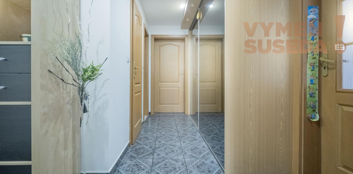 VYMEŇ SUSEDA! - VÝNIMOČNÝ VELKOMETRÁŽNY 3 IZB. BYT S DVOMA TERASAMI 131.00 m2 VYHĽADÁVANÁ LOKALITA, BA IV, DÚBRAVKA.