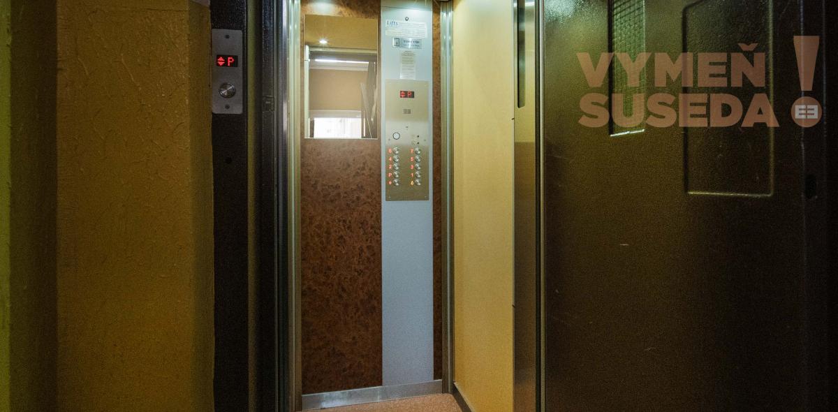 REZERVOVANÉ! – PRIESTRANÝ 4 IZB. BYT s LOOGIOU a PIVNICOU, VYHĽADÁVANÁ LOKALITA v DNV, I. BUKOVČANA, BA IV.