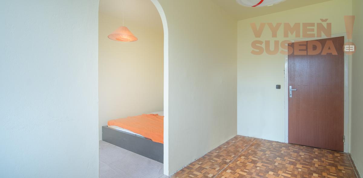 REZERVOVANÉ! – PRIESTRANÝ 4 IZB. BYT s LOOGIOU a PIVNICOU, VYHĽADÁVANÁ LOKALITA v DNV, I. BUKOVČANA, BA IV.