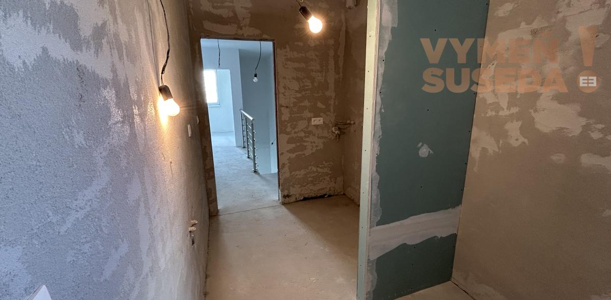 VYMEŇ SUSEDA - Novostavba 4 izbového bytového domu o výmere 102 m2, Dunajská lužná