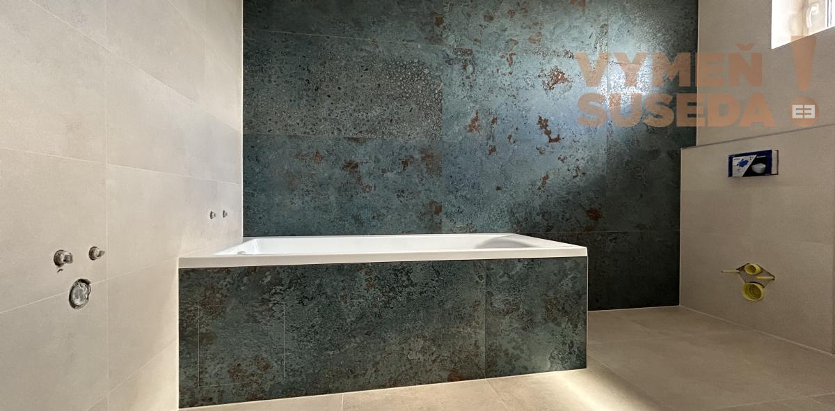 VYMEŇ SUSEDA! - Nadštandartný 3 izbový byt so záhradou v Dunajskej lužnej