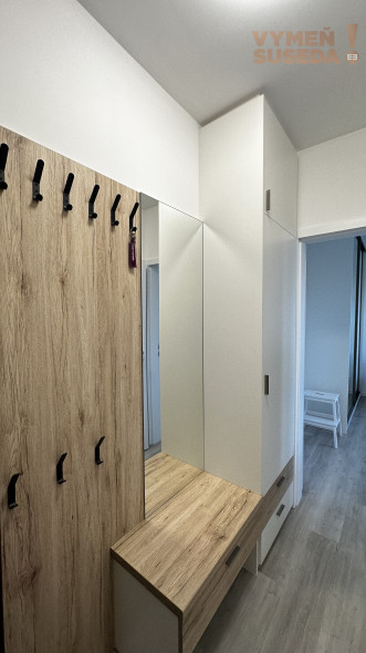 PRENAJATÉ! - VÝNIMOČNÝ 1 IZB. KOMPLETNE ZREKONŠTRUOVANÝ, ZARIADENÝ BYT, SILVÁNSKA, KARLOVA VES.