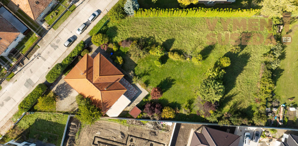 REZERVOVANÉ! – 7 izb. RD s priestranným pozemkom 1414 m2 Horná Potôň