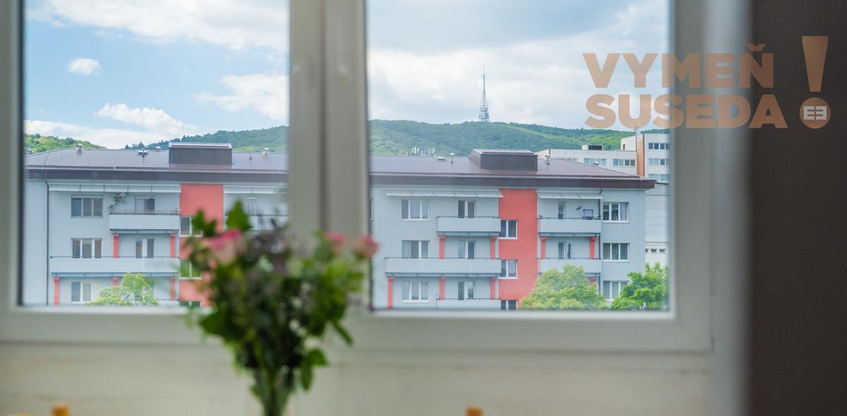 PREDANÉ! - VÝNIMOČNÝ 4 IZB. BYT S DVOMI LOGGIAMI, VYHĽADÁVANÁ LOKALITA, BA III, ČSL. Parašutistov.