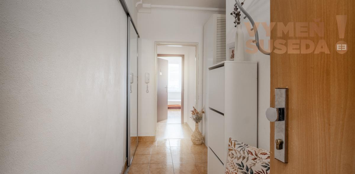 PREDANÉ! - VÝNIMOČNÝ 4 IZB. BYT S DVOMI LOGGIAMI, VYHĽADÁVANÁ LOKALITA, BA III, ČSL. Parašutistov.