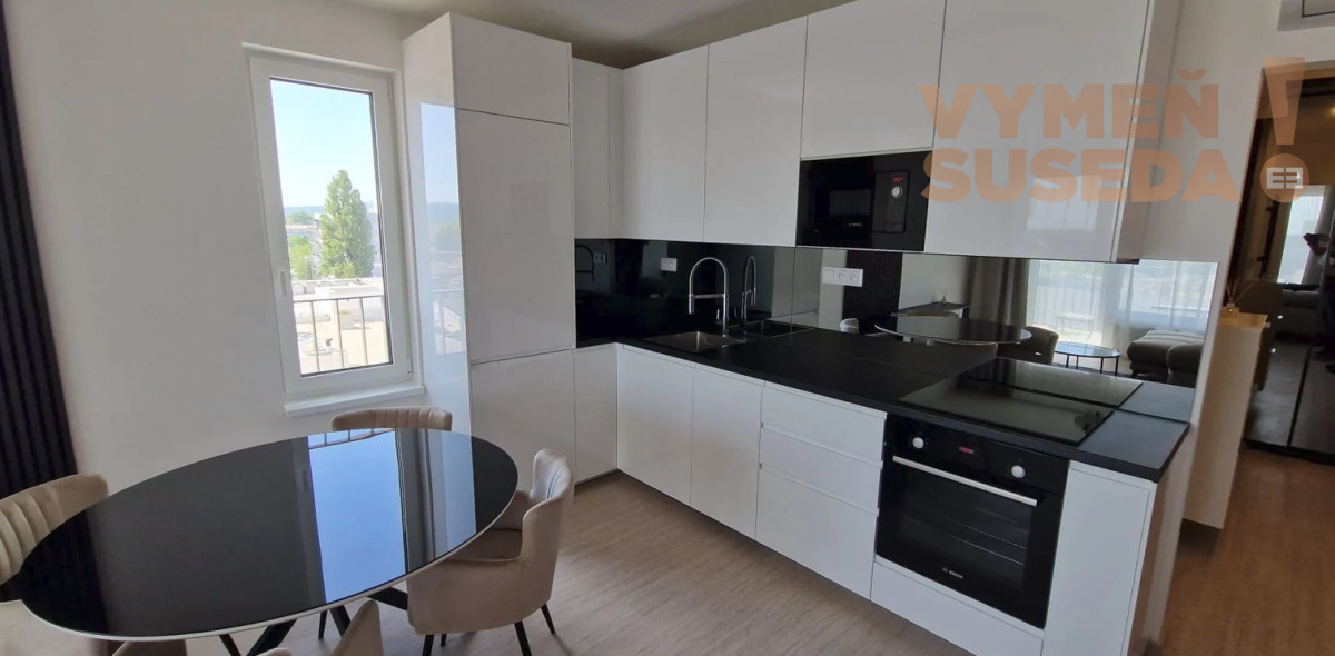 VYMEŇ SUSEDA! – VÝNIMOČNÝ ZARIADENÝ 2 IZB.  BYT S LOGGIOU, UL. ZÁVODU MATADOR, BA V, PETRŽALKA