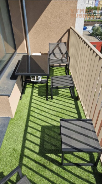 VYMEŇ SUSEDA! – VÝNIMOČNÝ ZARIADENÝ 2 IZB.  BYT S LOGGIOU, UL. ZÁVODU MATADOR, BA V, PETRŽALKA