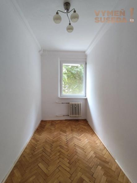 VYMEŇ SUSEDA! – VÝNIMOČNÝ 3 IZB. ZARIADENÝ BYT S BALKÓNOM , TEPLICKÁ UL., BA III, NOVÉ MESTO